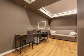 Casa adosada en alquiler en Finestrelles en Esplugues de Llobregat