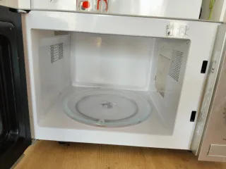 Microondas Balay plateado con grill