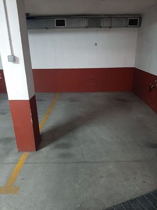 Garaje en alquiler en Huerta de la Reina - Trassierra en Córdoba