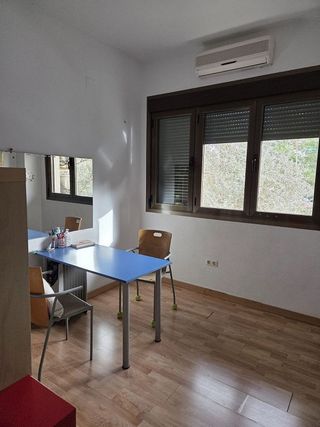 Oficina en alquiler en Huerta Rosales - Valdepasillas en Badajoz