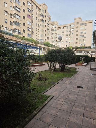 Oficina en alquiler en Huerta Rosales - Valdepasillas en Badajoz