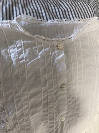 Camisón de algodón cosido a mano