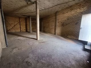 Local comercial en venta en Olivares