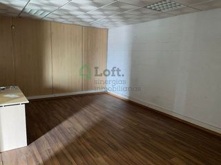 Nave industrial en alquiler en La Estación en Badajoz