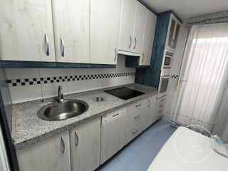 Piso en alquiler en Universidad en Ávila