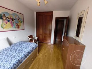 Piso en alquiler en Universidad en Ávila