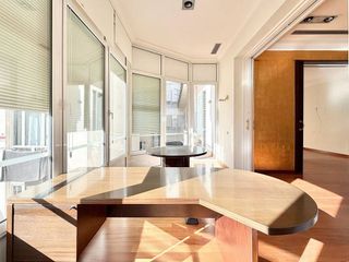 Oficina en alquiler en La Dreta de l'Eixample en Barcelona