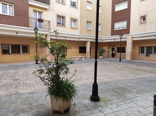 Piso en alquiler en La Luz - El Torcal en Málaga