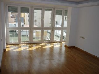 Piso en alquiler en Barrio Alto - San Félix - Oliveros - Altamira en Almería