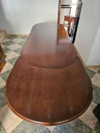 Mesa de comedor extensible de madera y cristal