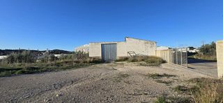 Local comercial en venta en Santa Bárbara en Llíria