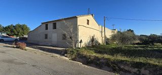 Local comercial en venta en Santa Bárbara en Llíria