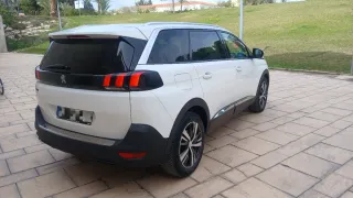 Peugeot 5008 2021