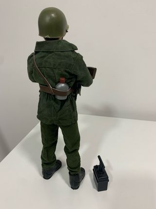 Muñeco Geyperman de bizak Soldado con Arma