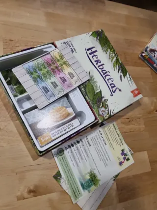 Juego de mesa Herbáceas