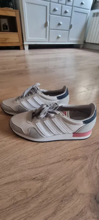 Scarpe Sportive Adidas Beige e Bianche