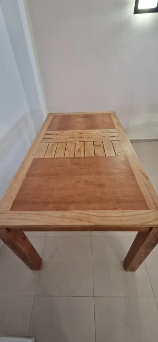 Mesa comedor madera maciza robusta
