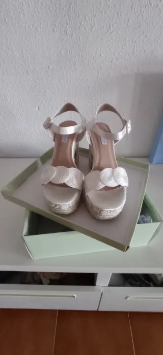 Sandalias cuña blancas n°36