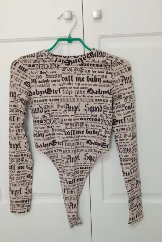 Body mujer estampado texto