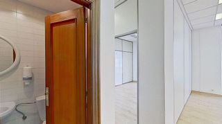 Oficina en venta en Puerto Chico en Santander