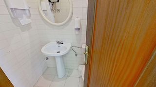 Oficina en venta en Puerto Chico en Santander