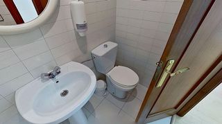 Oficina en venta en Puerto Chico en Santander