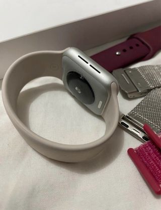Apple Watch SE + 5 correas