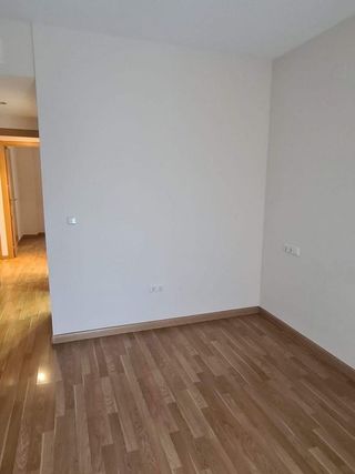 Piso en alquiler en Huerta de la Reina - Trassierra en Córdoba