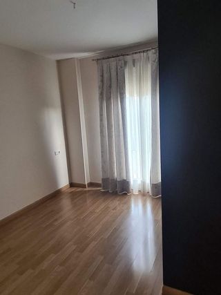 Piso en alquiler en Huerta de la Reina - Trassierra en Córdoba