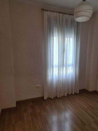 Piso en alquiler en Huerta de la Reina - Trassierra en Córdoba