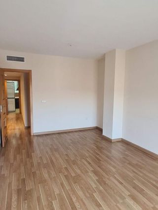 Piso en alquiler en Huerta de la Reina - Trassierra en Córdoba