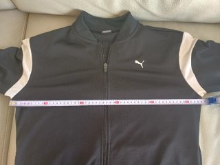 Chaqueta Deportiva Puma  Talla XL como nueva
