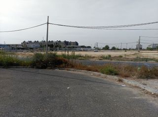 Terreno en venta en Gelves