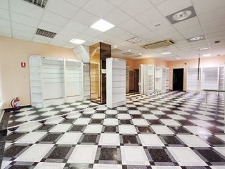 Local comercial en venta en Plan Sur-Amistad en Guadalajara