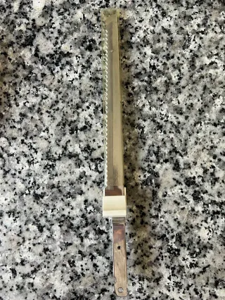 Cuchillo eléctrico Moulinex vintage – perfecto