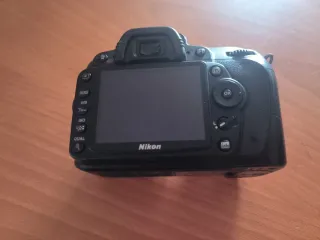 Cámara Nikon D90 estropeada - para piezas