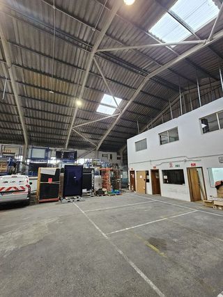 Nave industrial en alquiler en Sant Joan Despí