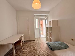 Piso en alquiler en Plaza de Toros - Santa Rita en Almería