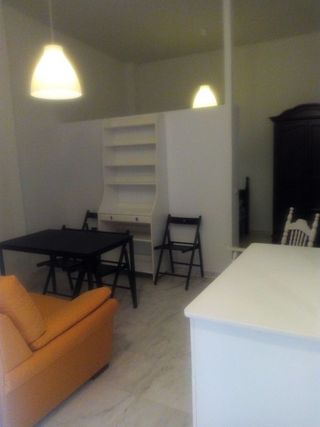 Estudio en alquiler en Encarnación - Regina en Sevilla