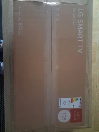 LG Smart TV 60cm/24 TQ5