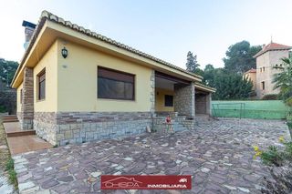 Chalet en venta en Náquera