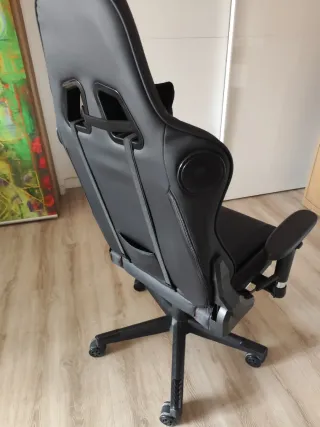 Silla Gaming GTPLAYER, Reposapies y Bluetooth