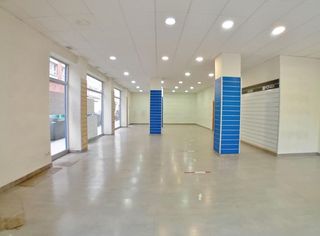Local comercial en alquiler en El Llano en Gijón