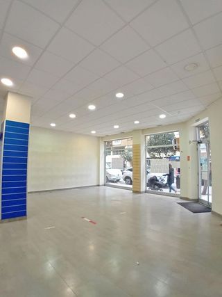 Local comercial en alquiler en El Llano en Gijón