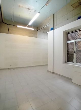 Local comercial en alquiler en El Llano en Gijón