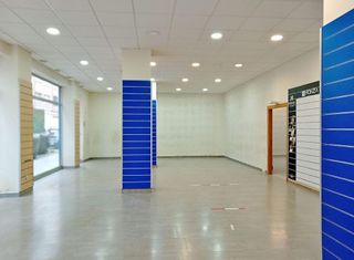 Local comercial en alquiler en El Llano en Gijón