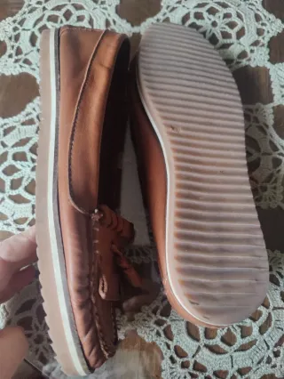 Mocasines de piel marrón talla 40