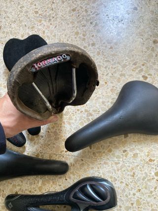 Lote 5 sillines bicicleta vintage