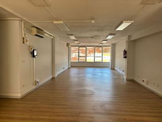 Oficina en venta en Numancia - San Fernando en Santander