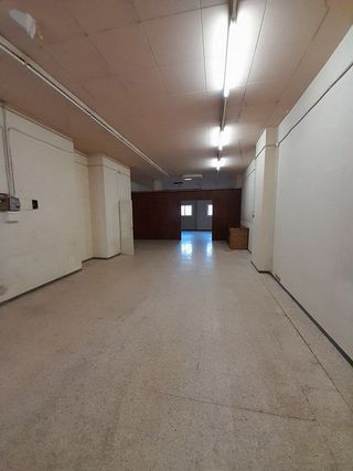 Local comercial en alquiler en Olot
